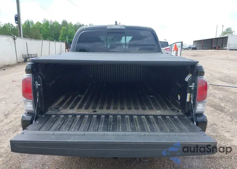 2023 Toyota Tacoma Trd Sport from USA, damaged, VIN 3TMCZ5AN3PM539844